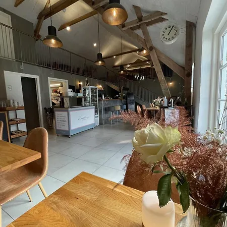 Nocleg ze śniadaniem Godstrup - Cafe Og Restaurant Den Gamle Stald *