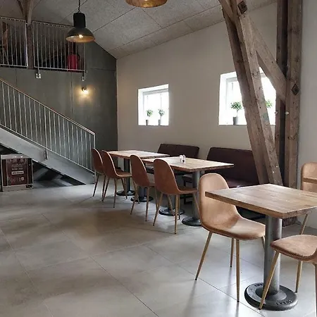 Frühstückspension Godstrup - Cafe Og Restaurant Den Gamle Stald Herning