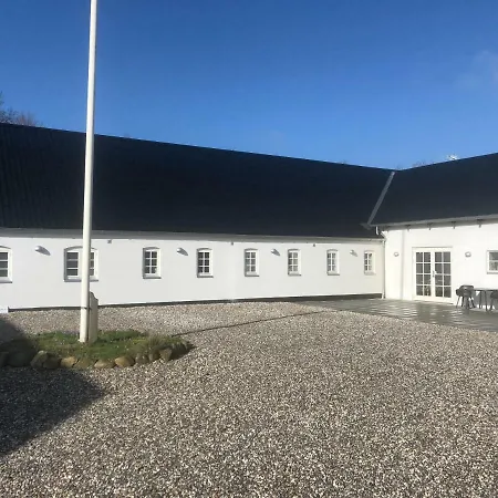 Bed & Breakfast Godstrup - Cafe Og Restaurant Den Gamle Stald Herning