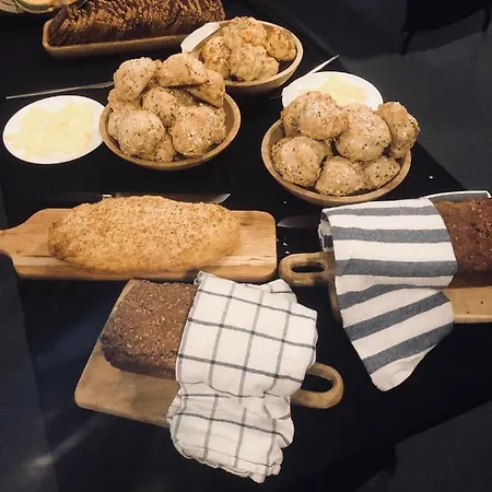 Godstrup - Cafe Og Restaurant Den Gamle Stald *