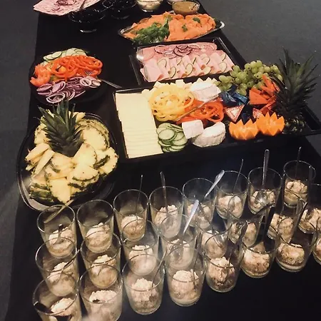 Gødstrup - Cafe Og Restaurant Den Gamle Stald *