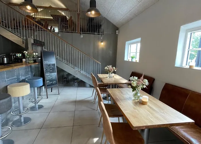 فندق مبيت وإفطار Godstrup - Cafe Og Restaurant Den Gamle Stald *