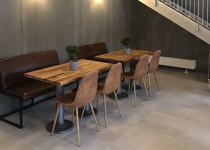 Godstrup - Cafe Og Restaurant Den Gamle Stald هيرنينغ