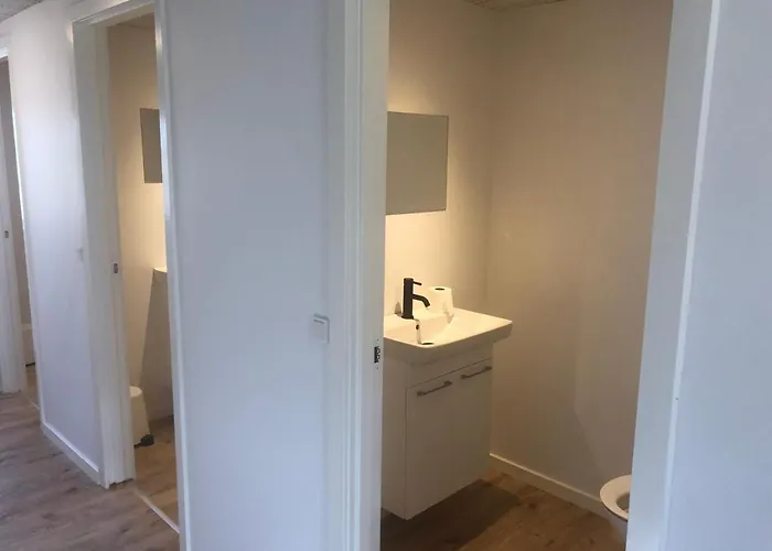 Godstrup - Cafe Og Restaurant Den Gamle Stald Bed and breakfast